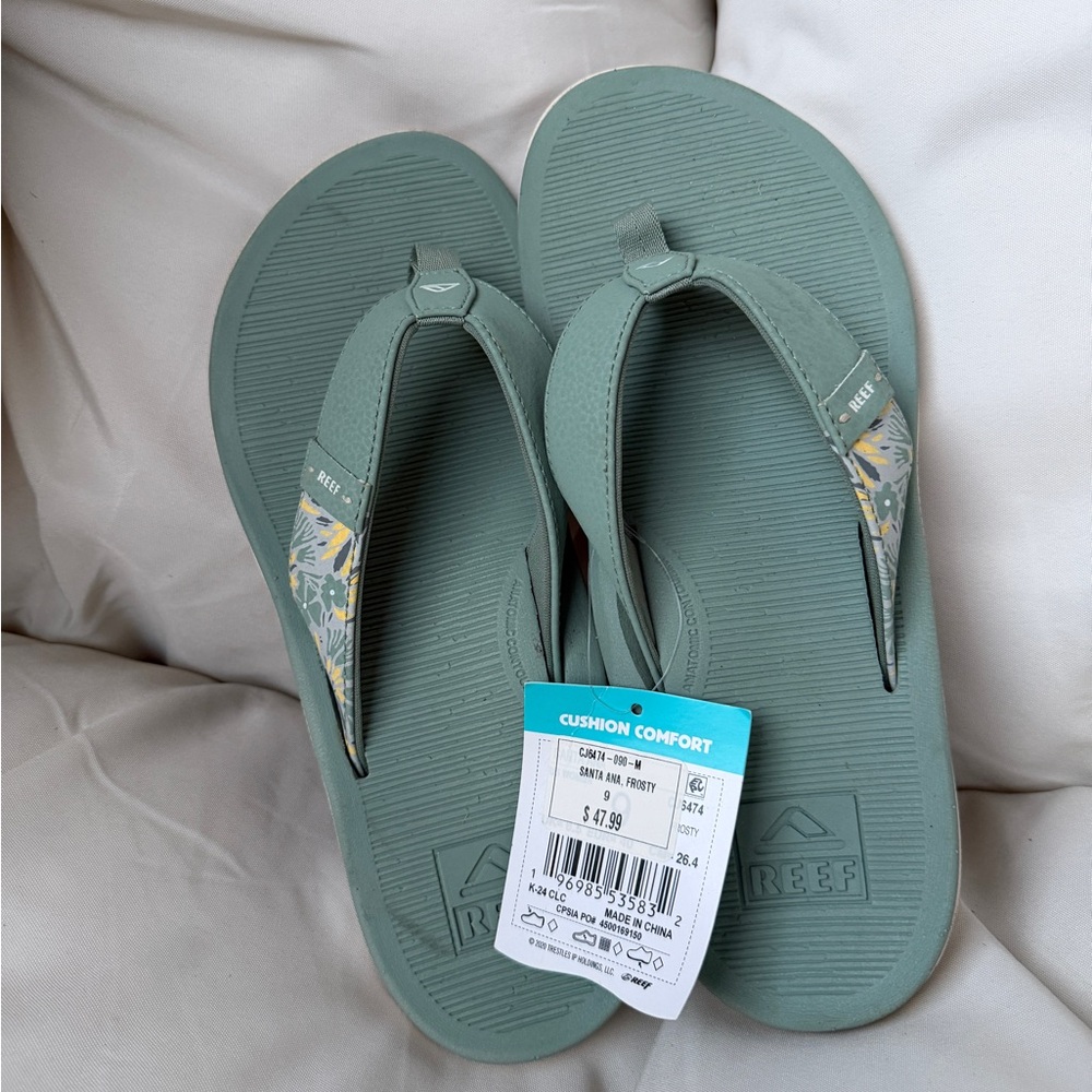 REEF Santa Ana - Women's size 9 BNWT - Frosty